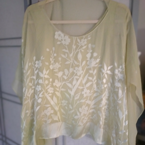 Three piece..tank top and pants - Picture 1 of 4